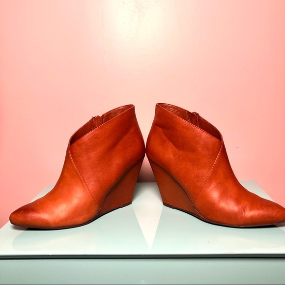 Seychelles Leather Wedge Booties - Picture 3 of 8